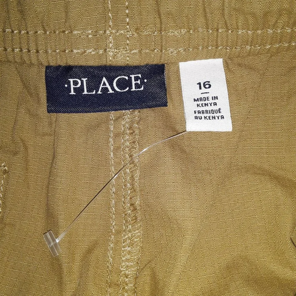 The Children’s Place Boys Pull On Cargo Shorts Color Flax Size 16 NWOT ripstop